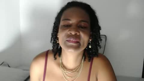 luxa online show from 12-20-25, 12:34