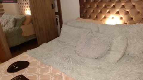 Rouss marie henao  online show from 03-08-25, 10:45