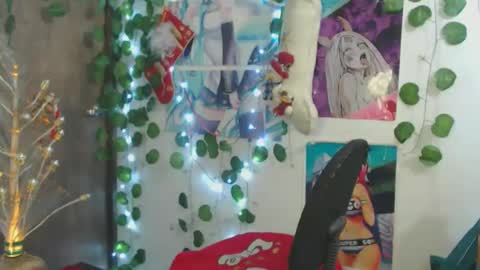 Snapshot of rousse_kitty69 chatting on 11-19-25, 10:43 Daniela Ferreira online show from 11-19-25, 10:43