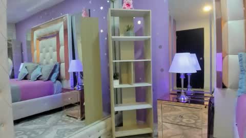 Rousse  online show from 04-22-26, 12:18