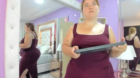 Snapshot of rousse_millers chatting on 05-18-26, 01:06 Rousse online show from 05-18-26, 01:06