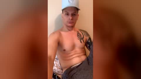 Snapshot of roverone89 chatting on 02-20-26, 03:45 roverone89 online show from 02-20-26, 03:45