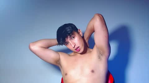 Snapshot of rowanboy23 chatting on 04-16-26, 07:31 rowanboy23 online show from 04-16-26, 07:31