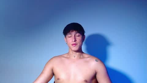 Snapshot of rowanboy23 chatting on 04-19-26, 01:27 rowanboy23 online show from 04-19-26, 01:27