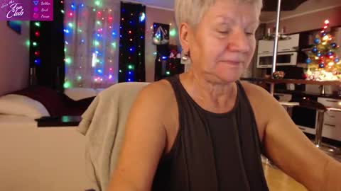 Roxana online show from 12-31-24, 03:09