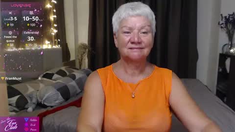 Snapshot of roxana_brooks chatting on 05-26-26, 11:50 Roxana online show from 05-26-26, 11:50