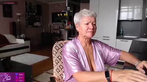 Roxana online show from 06-27-26, 09:58