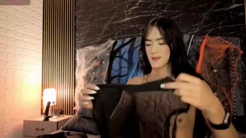 roxana_scottt online show from 10-24-25, 11:50