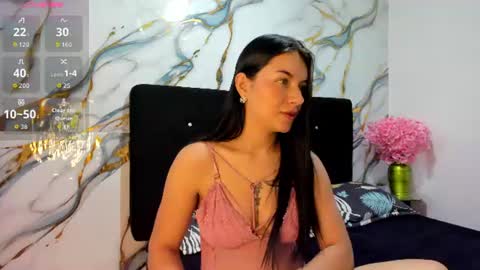 roxanaborns online show from 07-13-26, 04:43