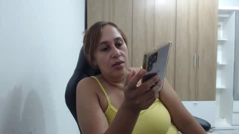 Snapshot of roxanalove7 chatting on 12-01-25, 10:04 Roxana online show from 12-01-25, 10:04