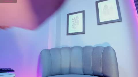 Snapshot of roxanna_moore2 chatting on 05-16-26, 12:26 Roxanna online show from 05-16-26, 12:26