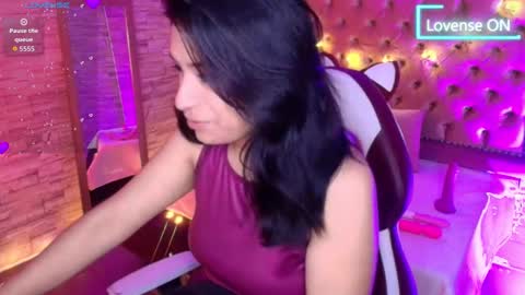 roxanne_han online show from 11-03-25, 11:44