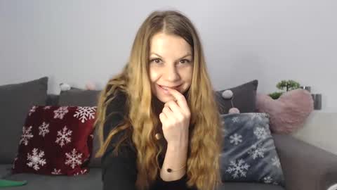 Snapshot of roxanneliss chatting on 01-20-25, 08:40 roxanneliss online show from 01-20-25, 08:40