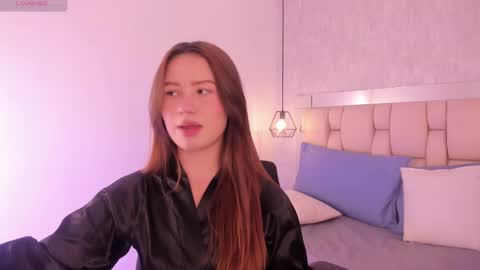 Roxie  online show from 02-18-25, 10:36