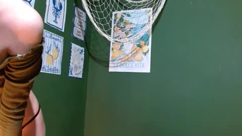 Snapshot of roxiehood chatting on 09-26-25, 02:26 Roxie online show from 09-26-25, 02:26