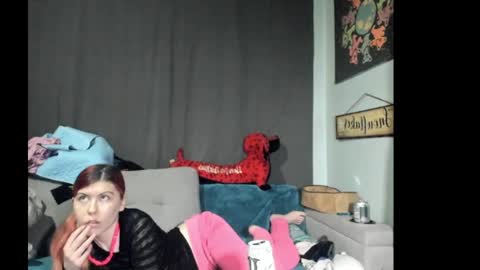 roxihazeleyes online show from 09-26-25, 01:26