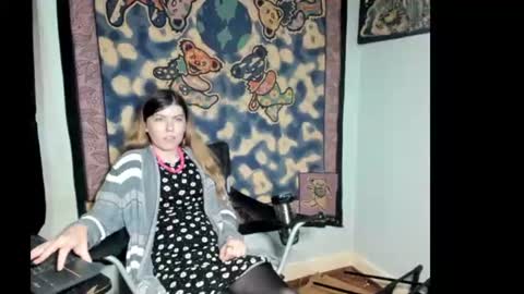roxihazeleyes online show from 06-30-26, 07:20