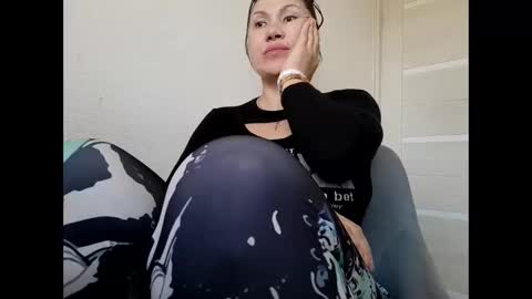 Snapshot of roxolanaa_sexy chatting on 04-04-26, 11:08 ROXOLANAA SEXY online show from 04-04-26, 11:08