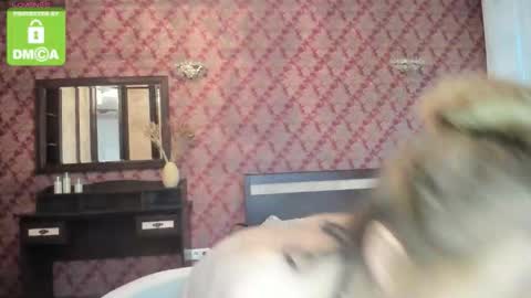 Snapshot of roxxana_xxxx chatting on 11-10-25, 06:01 roxxana_xxxx online show from 11-10-25, 06:01