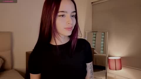 Snapshot of roxxy_mora chatting on 09-09-25, 09:14 Roxxy online show from 09-09-25, 09:14