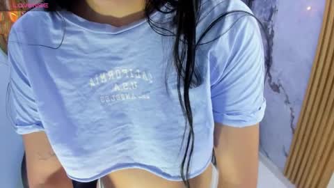 Snapshot of roxxybloom chatting on 12-16-25, 12:32 roxxybloom online show from 12-16-25, 12:32