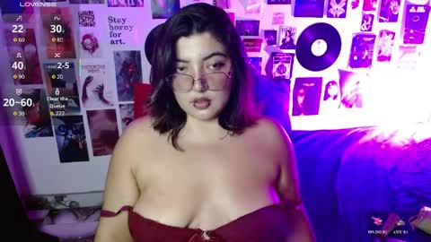 Roxana online show from 05-22-26, 02:40