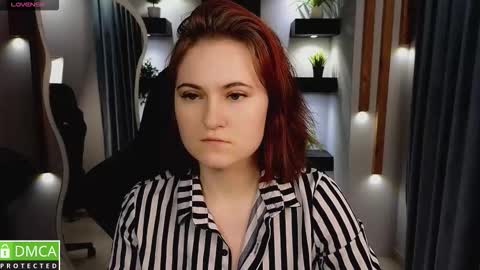 Roxy fiery online show from 10-20-25, 01:06