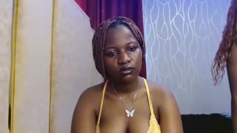 Snapshot of roxy_heather chatting on 01-12-26, 06:07 Roxy online show from 01-12-26, 06:07