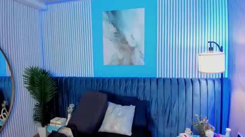 Roxy hell online show from 11-09-25, 12:03