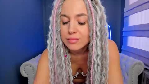 Roxy online show from 02-14-25, 05:09