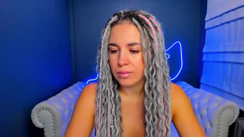 Roxy online show from 10-14-25, 01:17