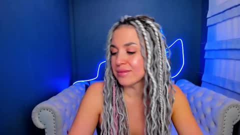 Snapshot of roxy_mars chatting on 02-03-26, 06:40 Roxy online show from 02-03-26, 06:40