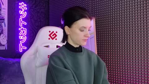 roxy_riot_ online show from 02-22-25, 01:22