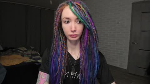 Snapshot of roxy_silver chatting on 01-10-25, 08:15 Roxy online show from 01-10-25, 08:15