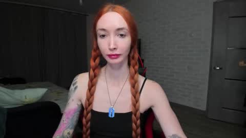 Snapshot of roxy_silver chatting on 09-12-25, 09:04 Roxy online show from 09-12-25, 09:04