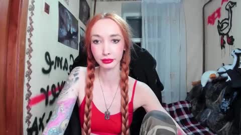 Snapshot of roxy_silver chatting on 09-16-25, 08:54 Roxy online show from 09-16-25, 08:54