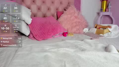 Snapshot of roxy_swt7 chatting on 03-02-26, 07:15 roxy_swt7 online show from 03-02-26, 07:15