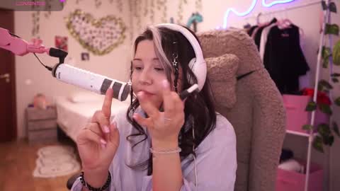 roxysuh online show from 03-08-26, 08:29