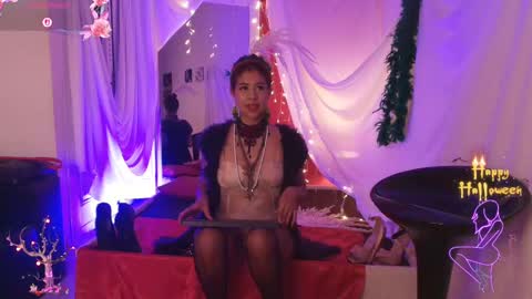 Snapshot of roy_luna chatting on 10-13-25, 01:44 Roy Luna online show from 10-13-25, 01:44