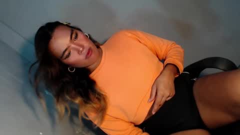 royaltymarcela6969 online show from 09-16-25, 04:35
