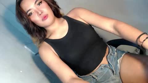 royaltymarcela6969 online show from 10-05-25, 02:21