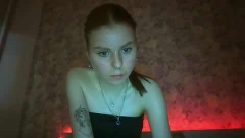 royalvelour online show from 05-19-26, 08:04