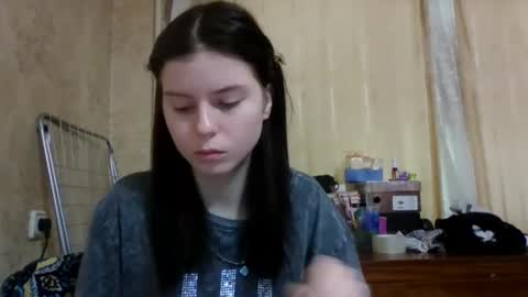 Snapshot of royalvelour chatting on 06-06-26, 10:42 royalvelour online show from 06-06-26, 10:42