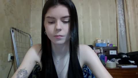 Snapshot of royalvelour chatting on 06-07-26, 04:22 royalvelour online show from 06-07-26, 04:22