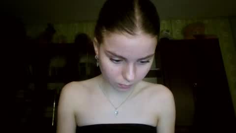 Snapshot of royalvelour chatting on 06-24-26, 08:52 royalvelour online show from 06-24-26, 08:52