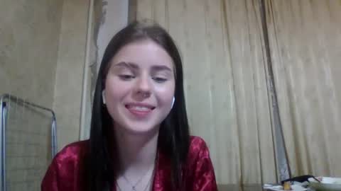 Snapshot of royalvelour chatting on 07-20-26, 10:12 royalvelour online show from 07-20-26, 10:12