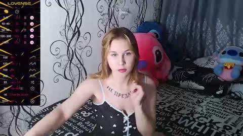 angela online show from 09-30-25, 09:31