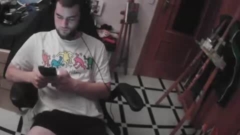 royer04 online show from 10-10-25, 02:10