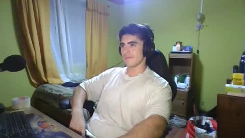 Snapshot of rpaulo25 chatting on 02-14-25, 01:56 rpaulo25 online show from 02-14-25, 01:56