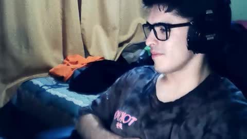 Snapshot of rpaulo25 chatting on 09-26-25, 04:49 rpaulo25 online show from 09-26-25, 04:49